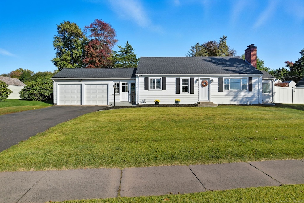 243B Pearl St, Enfield, CT 06082 - photo 1