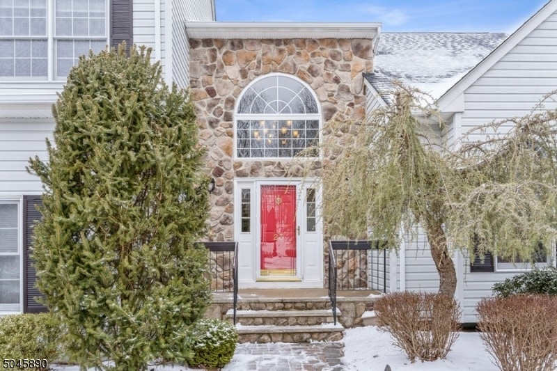 23 Hawthorn Dr, Succasunna, NJ 07876 - photo 1