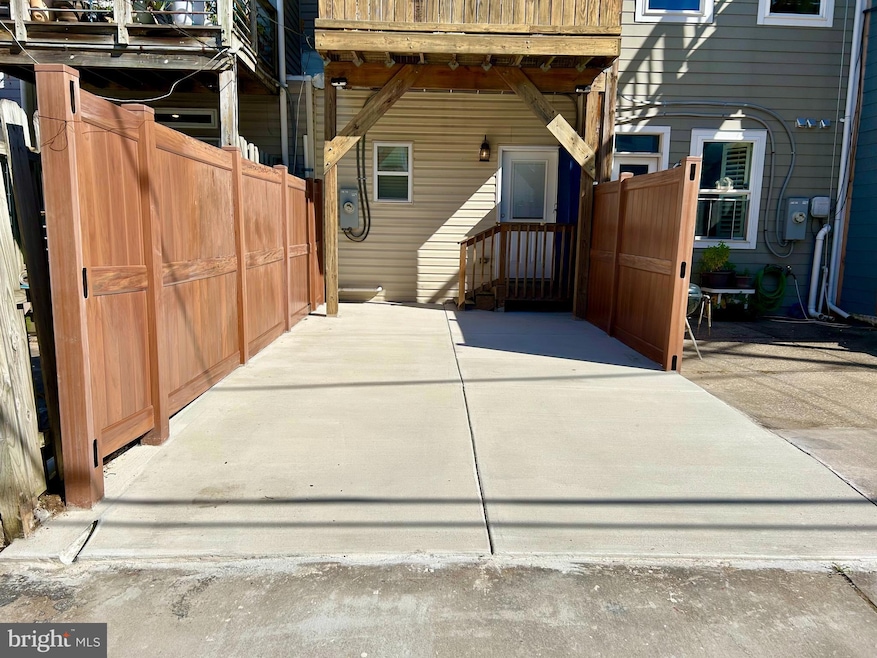 Under Contract $480,000