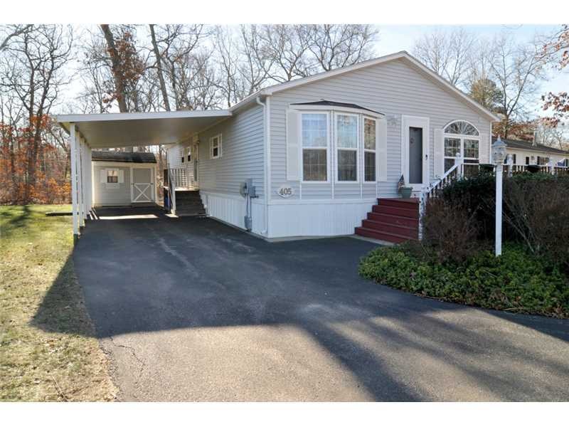 405 Leisure Dr, Wakefield, RI 02879 - photo 1