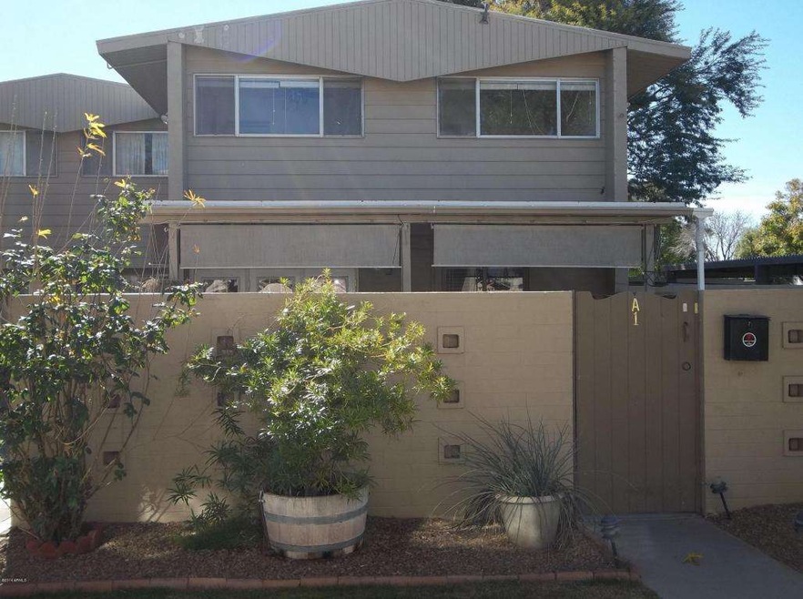FRONT OF UNIT