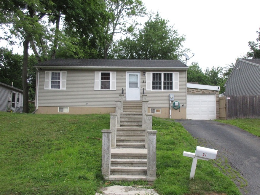21 Jardine St, Springfield, MA 01107 - photo 1