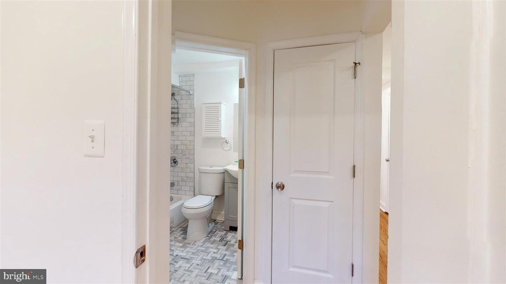1009 46th St NE unit 1, Washington, DC 20019 - photo 1