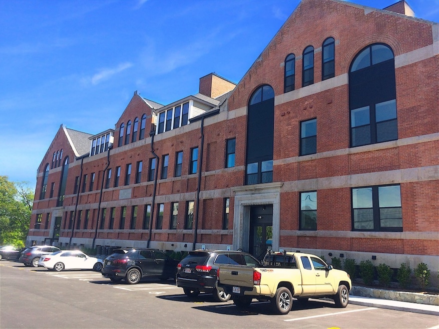 1022 Hancock St unit 209, Quincy, MA 02169 - photo 1