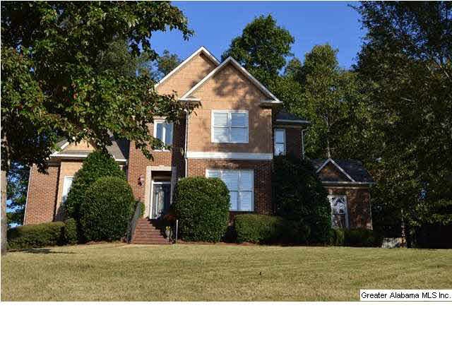 This Stately Home Sits on the mountain ridge in Fo