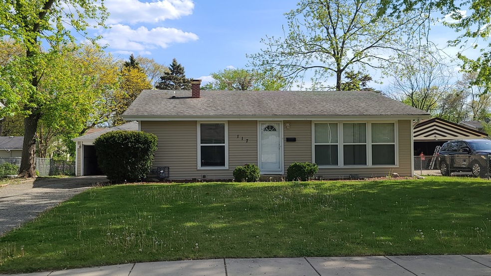 117 Siesta Rd, Carpentersville, IL 60110 - photo 1