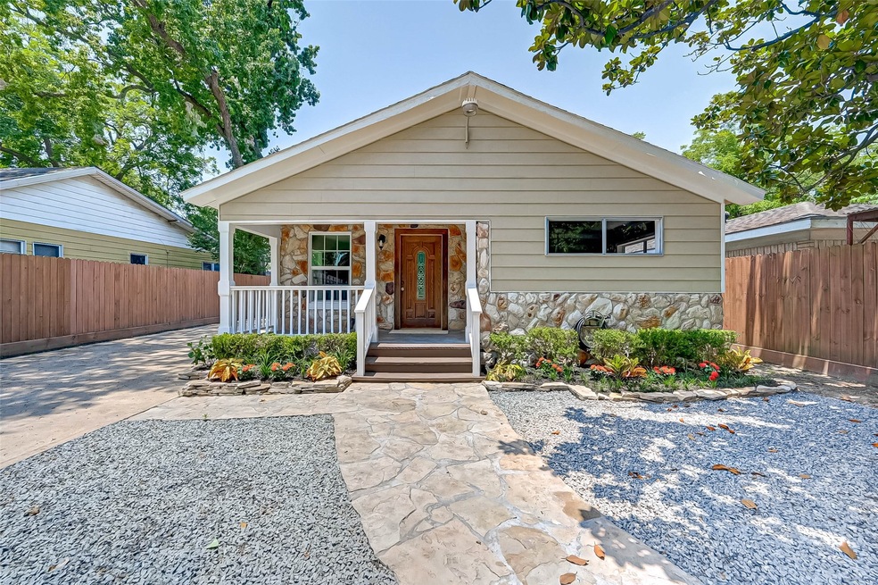 4617 Billingsley St, Houston, TX 77009 - photo 1