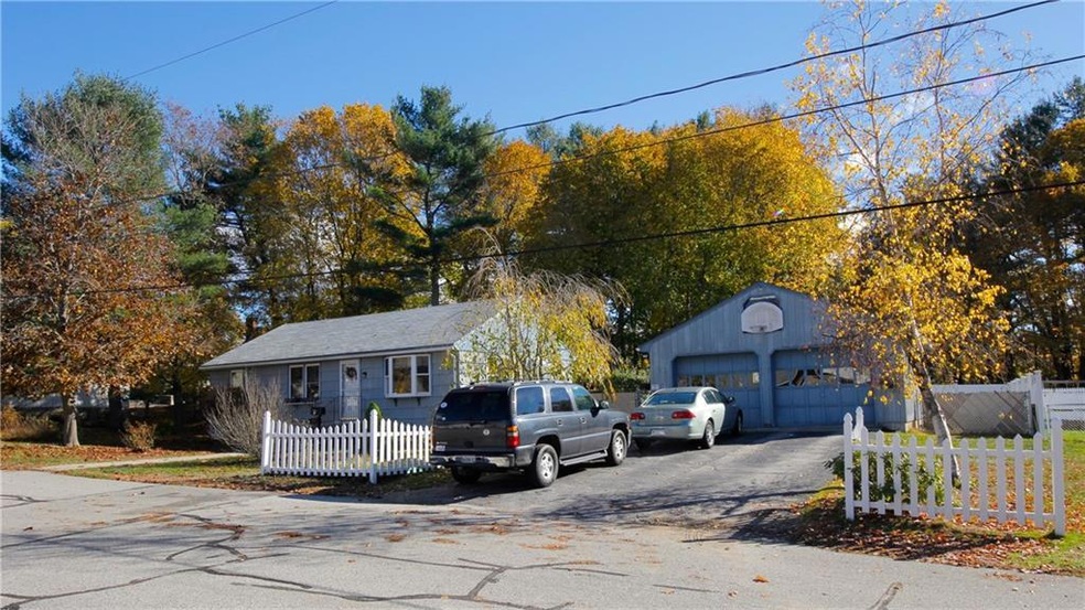 38 W Elm St, Sanford, ME 04073 - photo 1