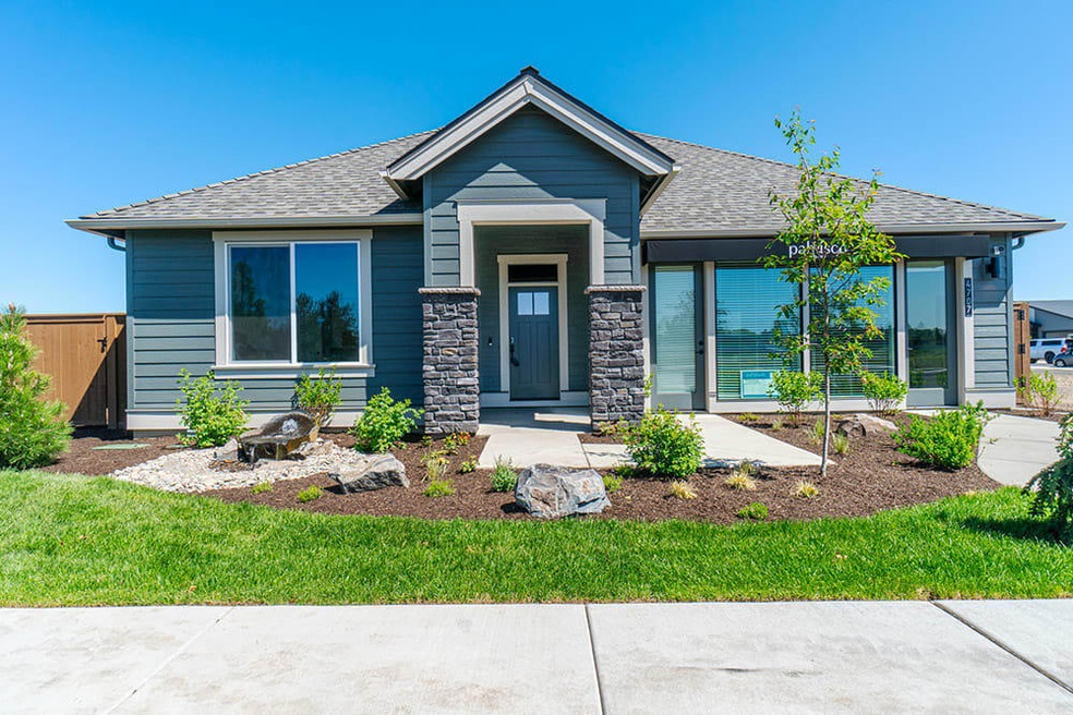 Trailside-Wentworth-Model-Exterior