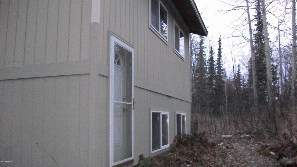 17813 E Yellowstone Cir, Sutton, AK 99674 - photo 1