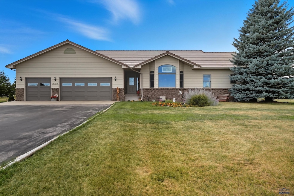 Under Contract $799,000