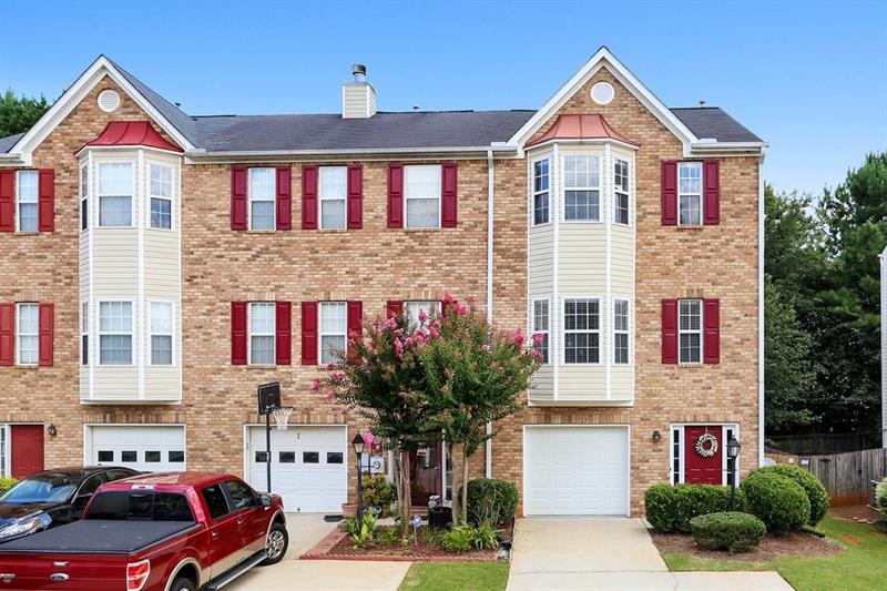 4464 Thorngate Ln, Acworth, GA 30101 - photo 1