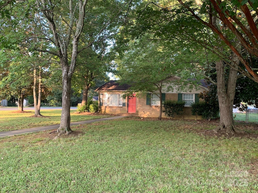 For Rent $1,640/month