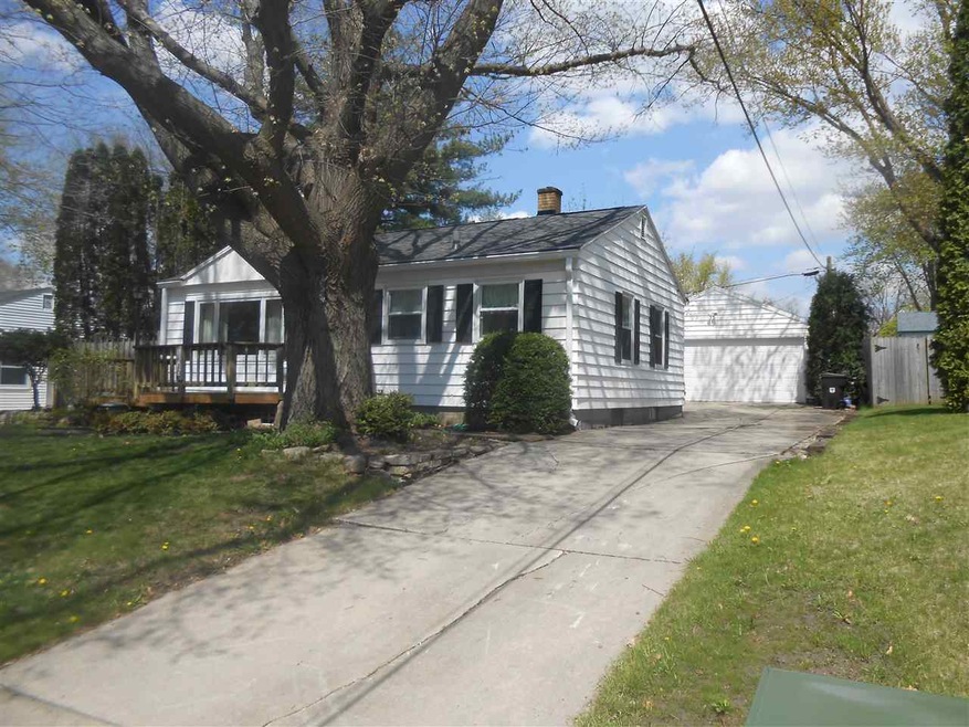 1610 Madison St, Cedar Falls, IA 50613 - photo 1