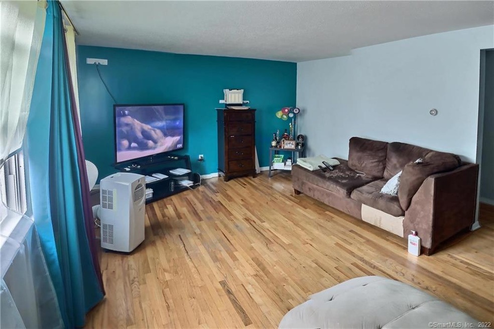 93 Marion St unit 1, Hartford, CT 06106 - photo 1