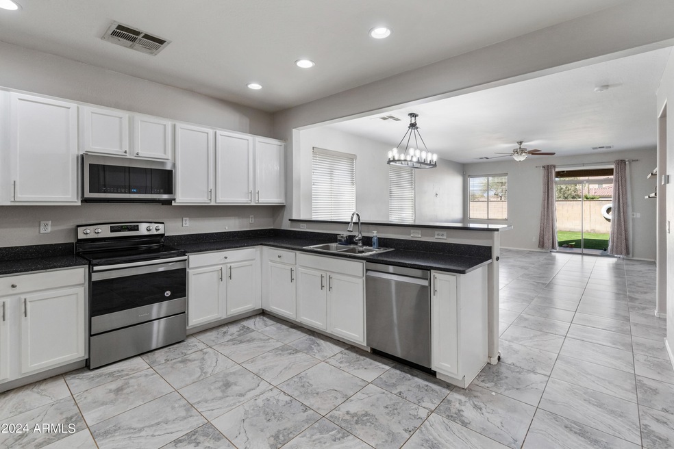 6722 W Darrel Rd-1
