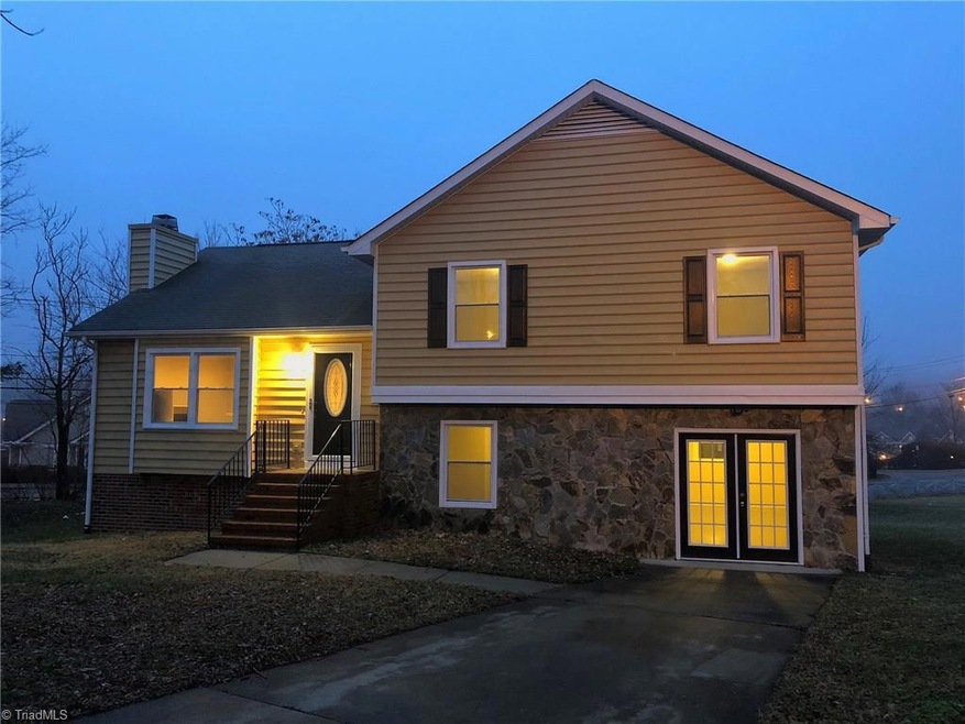 Home sits in a quiet culdesac