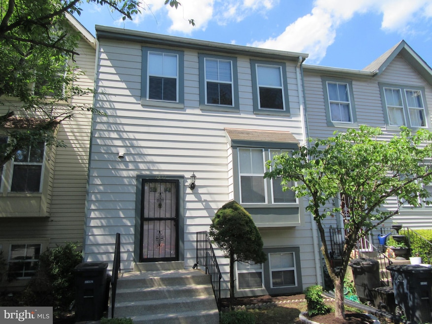 3551 Cherry Hill Ct, Beltsville, MD 20705 - photo 1