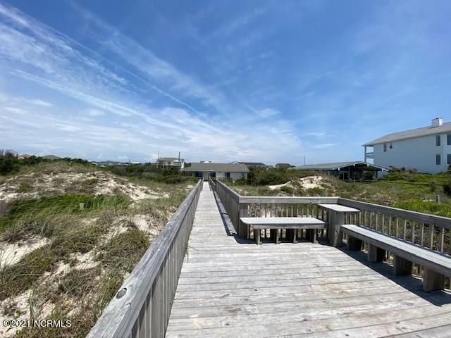 5423 Ocean Dr