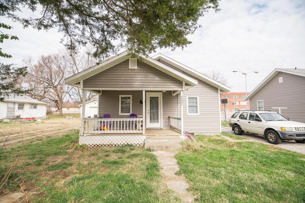 2237WWalnut-18