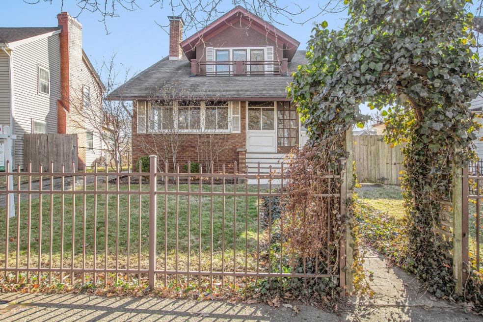 2313 S Westnedge