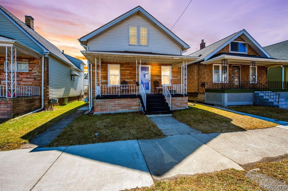 2344 Pulaski St, HamtraMcK, MI 48212 - photo 1