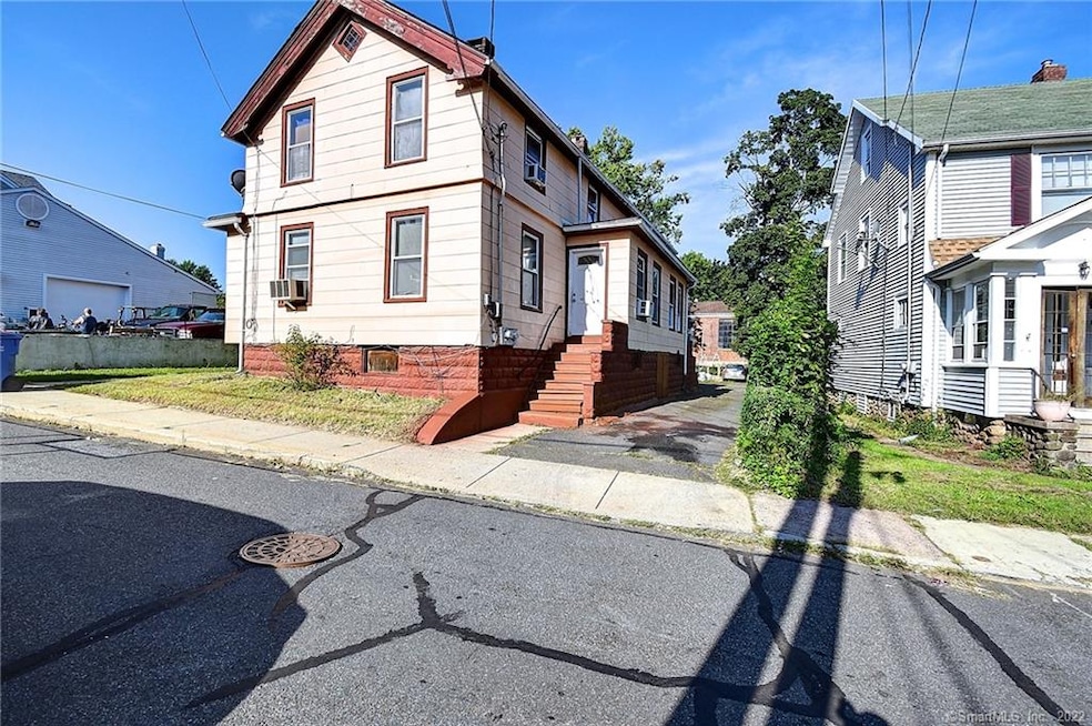 18 Morgan St, Meriden, CT 06451 - photo 1