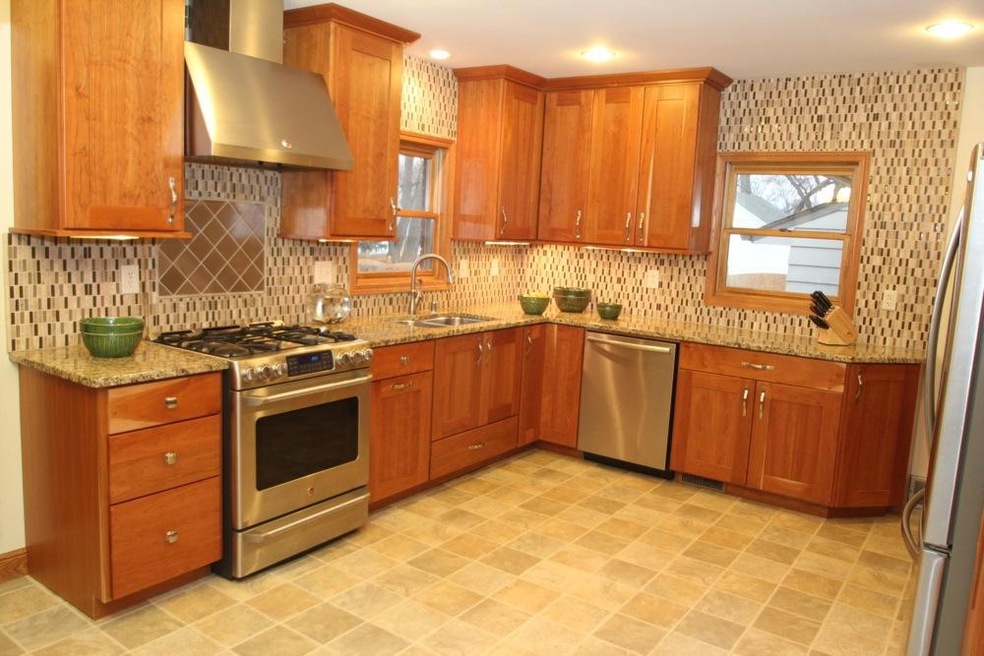 2006 N 119th St, Milwaukee, WI 53226 - photo 1