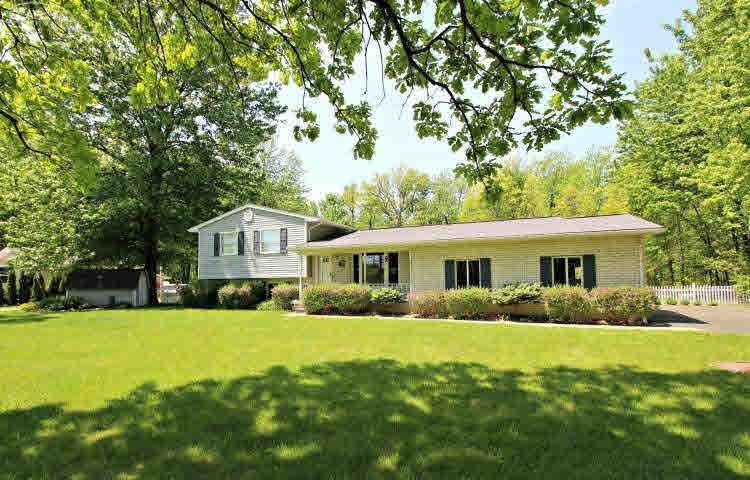 6237 Deland Rd, Flushing, MI 48433 - photo 1