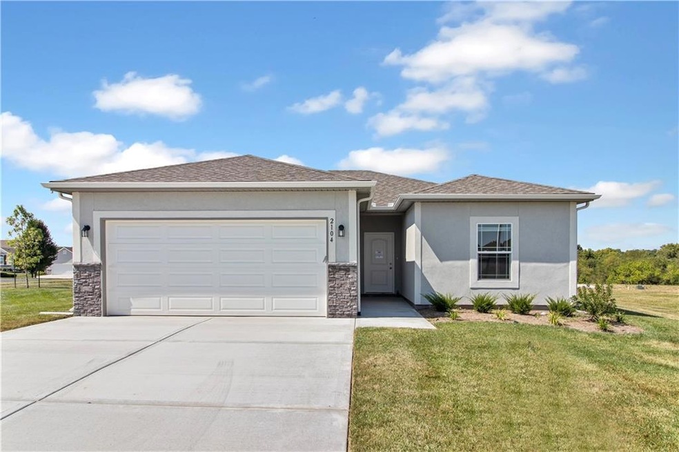 2104 Crestview Ct, Raymore, MO 64083 MLS HMS2441387