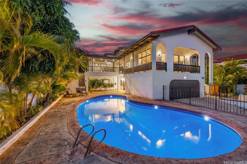Sold $2,815,000 • Co-Listing Agent