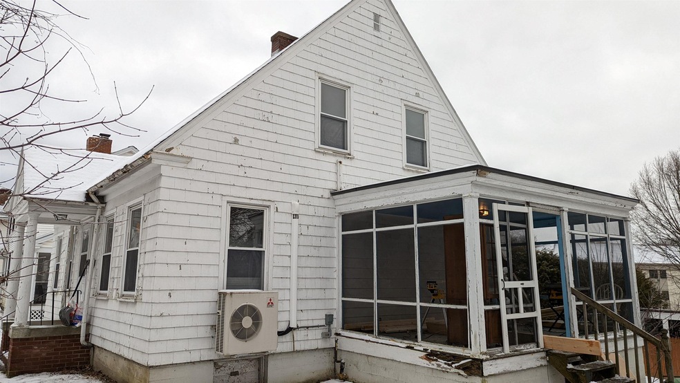 88 Park Ave, Rutland, VT 05701 - photo 1