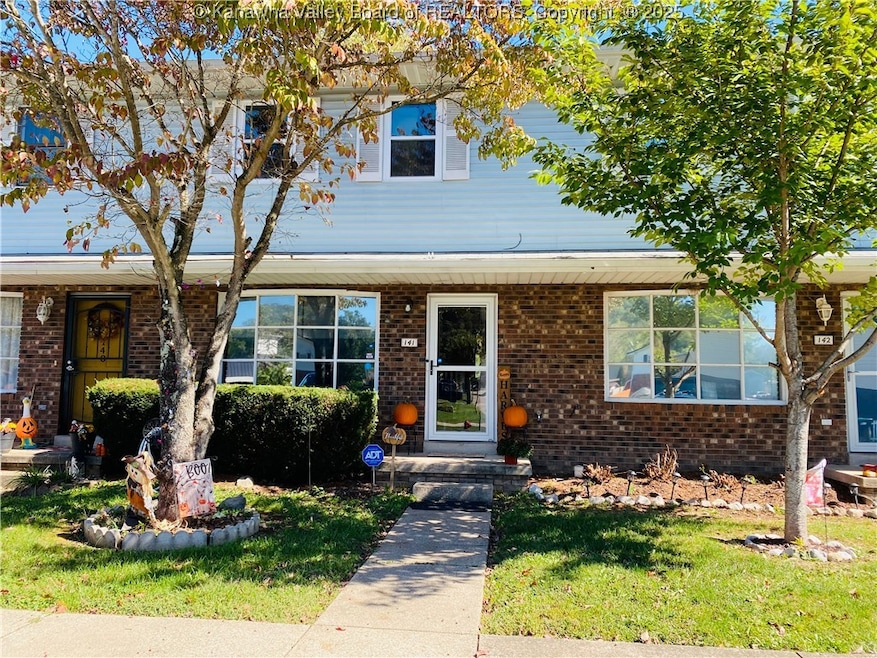 141 Rolling Acres, Winfield, WV 25213 - photo 1