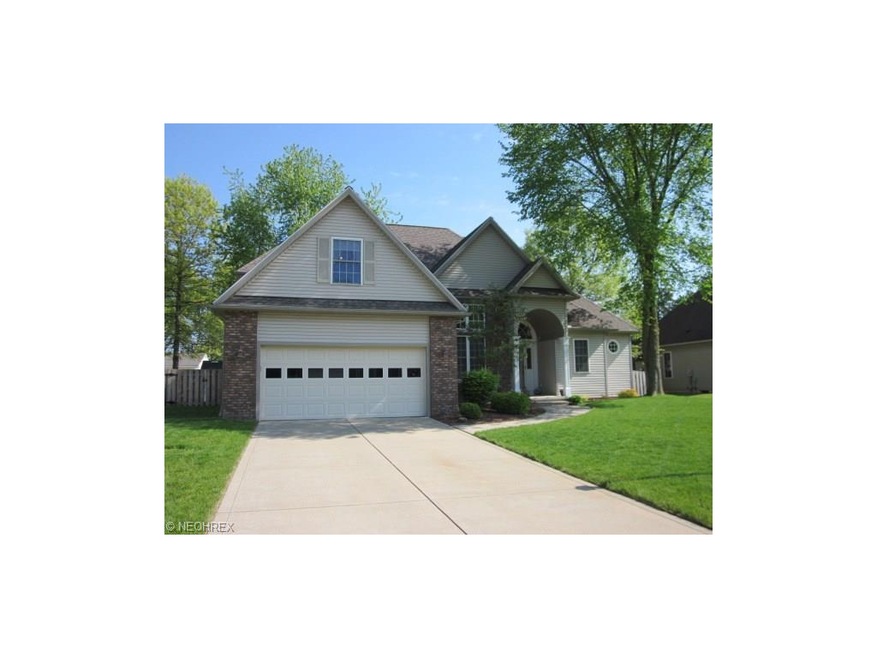 24270 Briar Patch Dr, Olmsted Falls, OH 44138 - photo 1