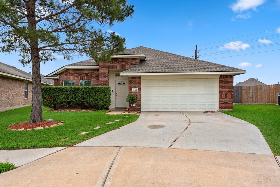 Great house in the Tomball/Cypress area WITH POOL! 3BR, 2 bath with a wide open floorplan with plenty of options! Large open kitchen, dining and living space with high ceilings. Flex room in the back which could be a gameroom, study, 2nd TV room, etc. Formal dining in the front which could also be a 2nd living, study, etc. One of the most popular floorplans in the neighborhood on an oversized lot!