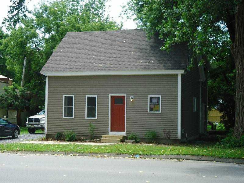 92 Western Ave, Waterville, ME 04901 - photo 1