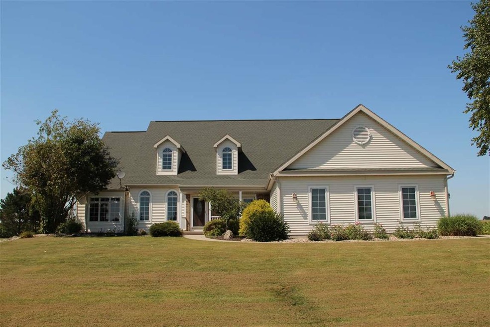 W420 Hwy 92, Brooklyn, WI 53521 - photo 1