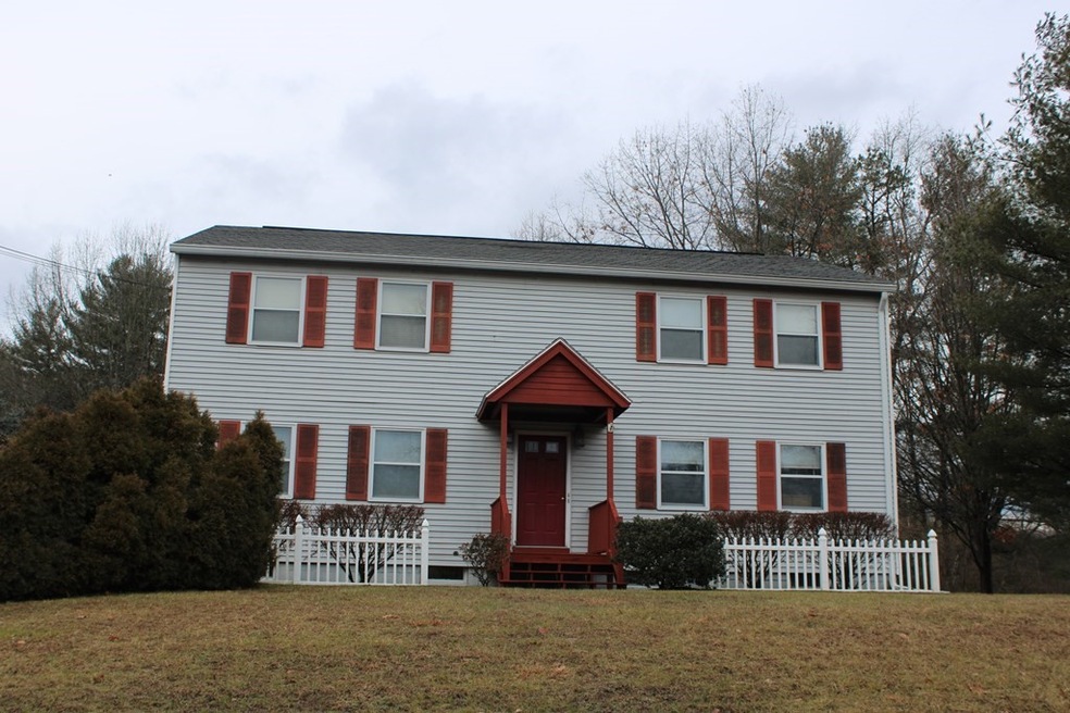 38 O St, Turners Falls, MA 01376 - photo 1