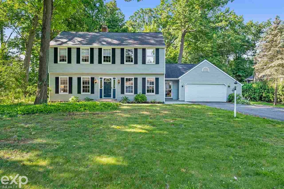 531 Kendry, Bloomfield Hills, MI 48302 - photo 1