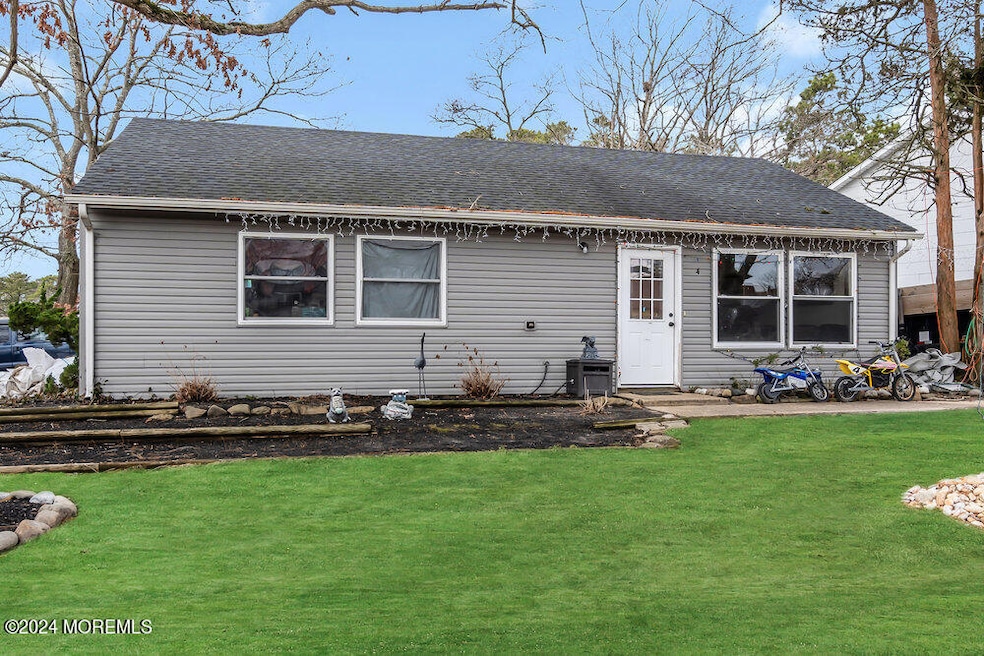 4 Commodore Ct, Barnegat, NJ 08005 - photo 1