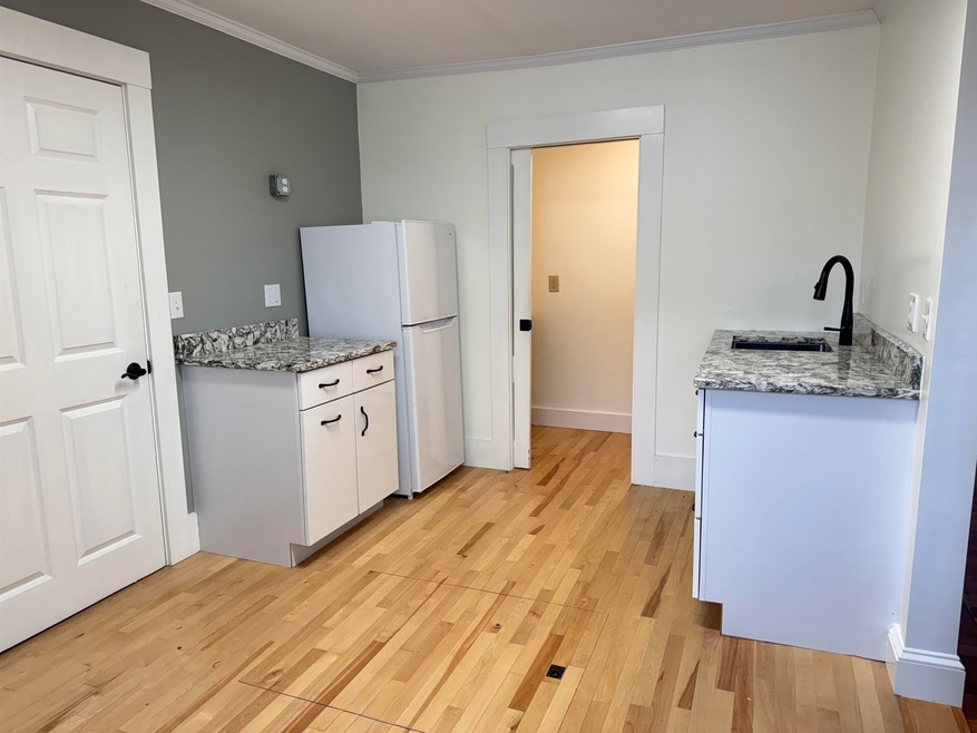 73 Main St unit 3, Walpole, NH 03608 - photo 1
