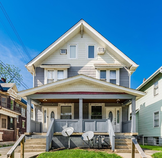 001__L 412 E Oakland Ave069-2