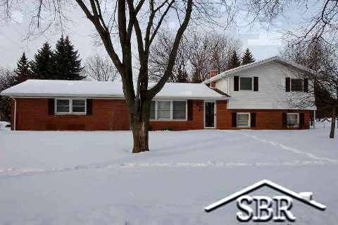 310 E Vates St, Frankenmuth, MI 48734 - photo 1