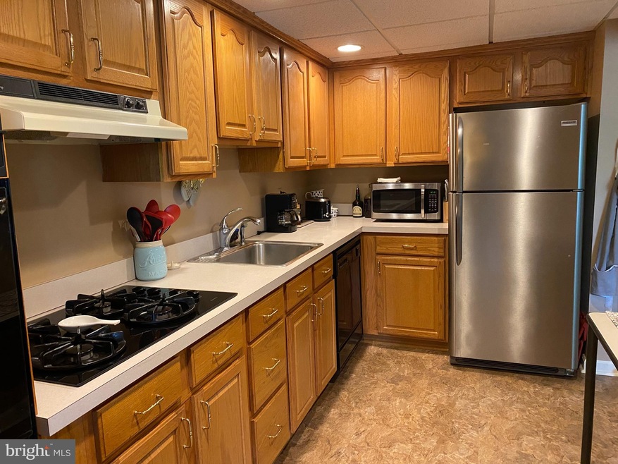 Strath Haven Condominiums unit 1221, Swarthmore, PA 19081 - photo 1