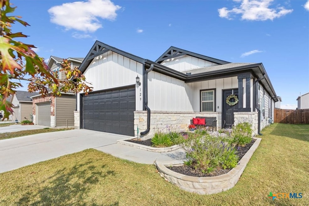 129 Bracken Fern Ln, Georgetown, TX 78626 - photo 1