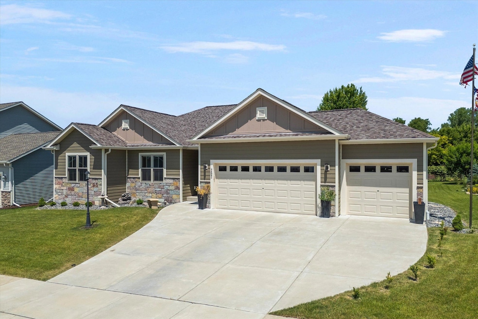 38-Front Exterior