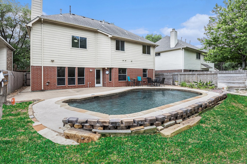 Serene outdoor space with SO much room!