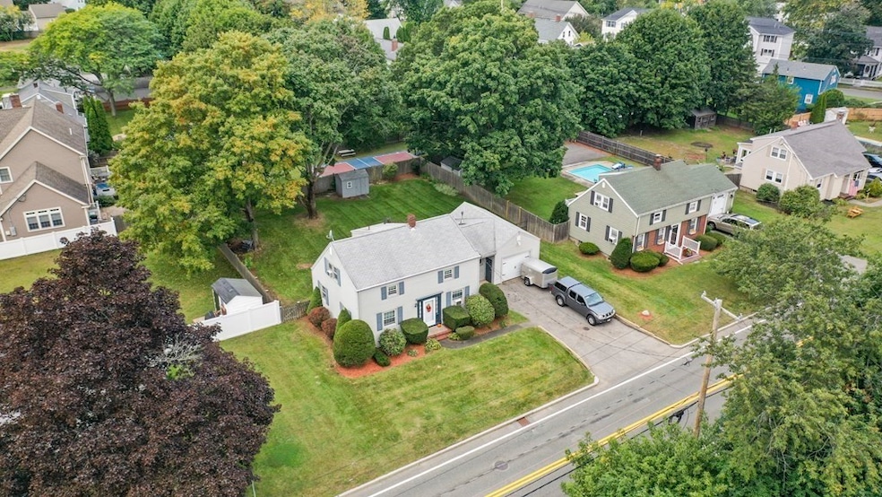 185 Pine St, Danvers, MA 01923 - photo 1