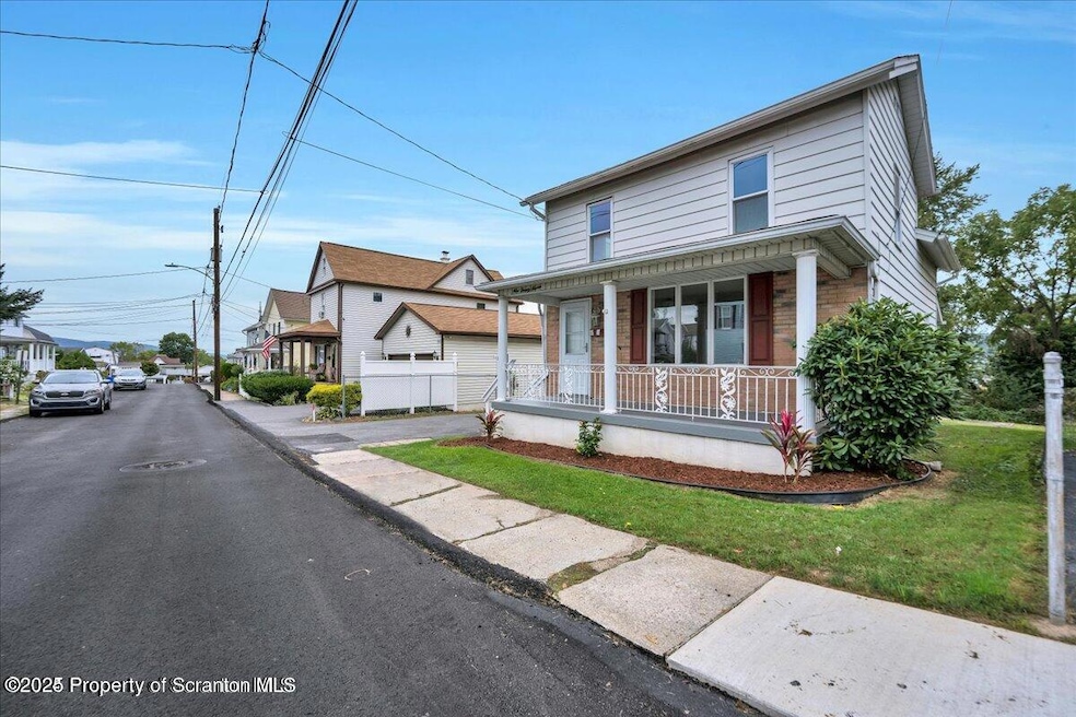 927 Acker Ave, Scranton, PA 18504 - photo 1