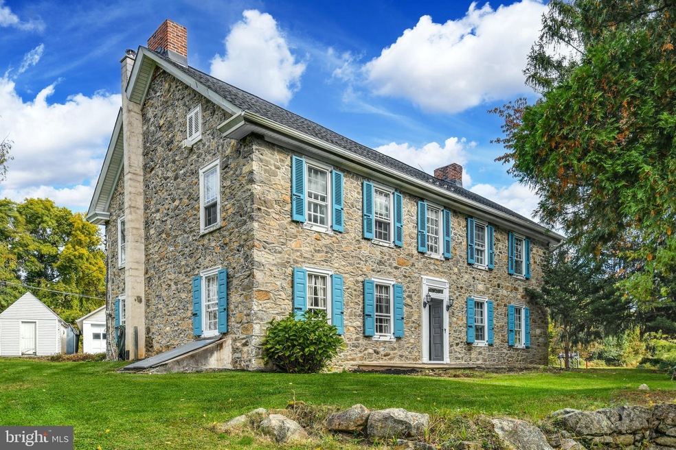 4459 Limeport Pike, Coopersburg, PA 18036 - photo 1